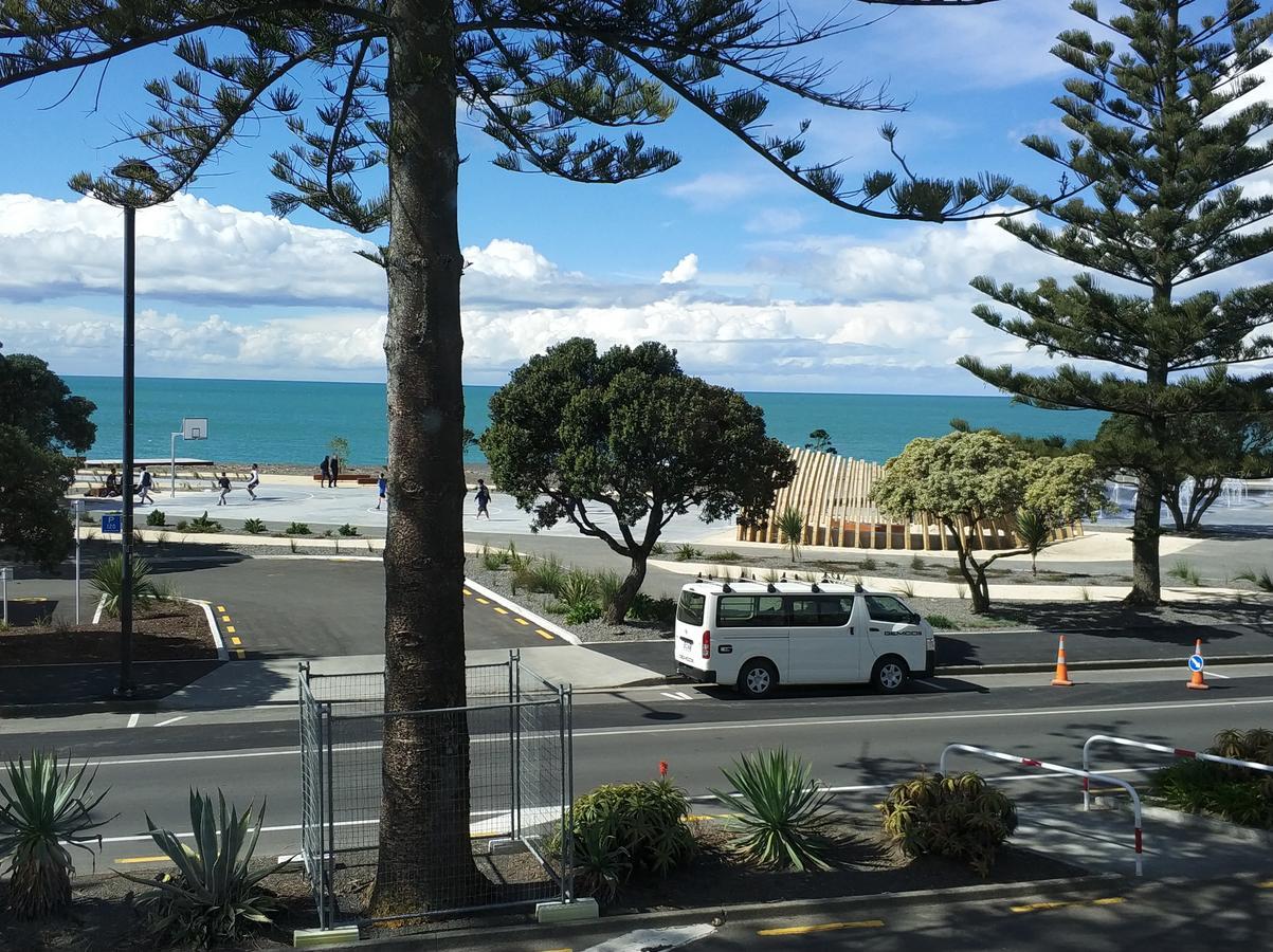Napier Art House Backpackers Hostel ภายนอก รูปภาพ