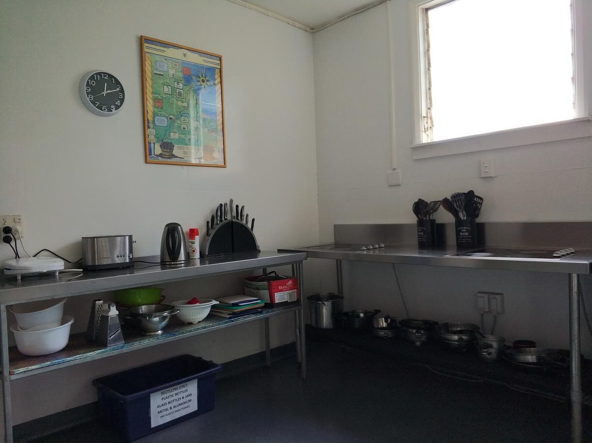Napier Art House Backpackers Hostel ภายนอก รูปภาพ