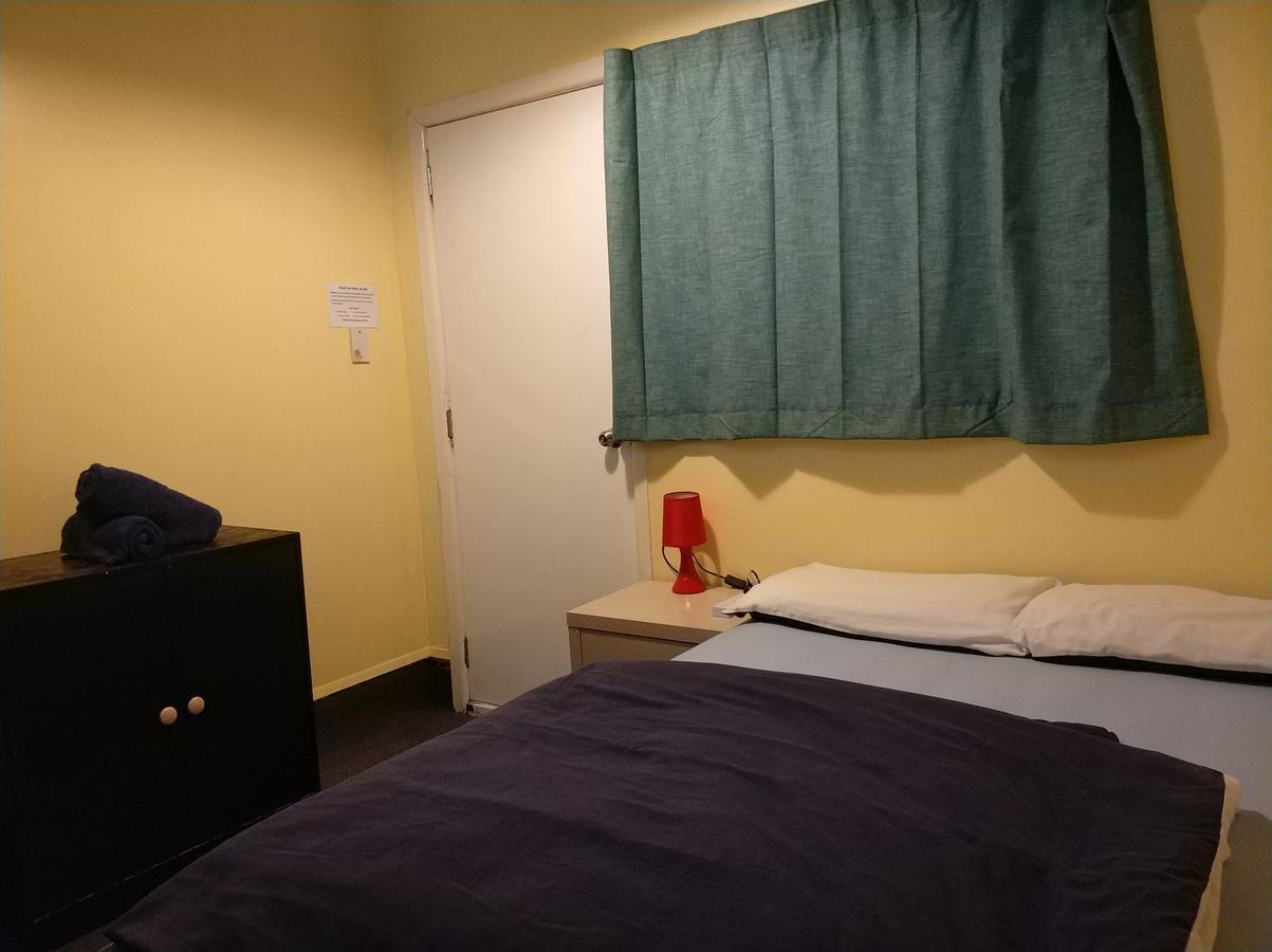 Napier Art House Backpackers Hostel ภายนอก รูปภาพ